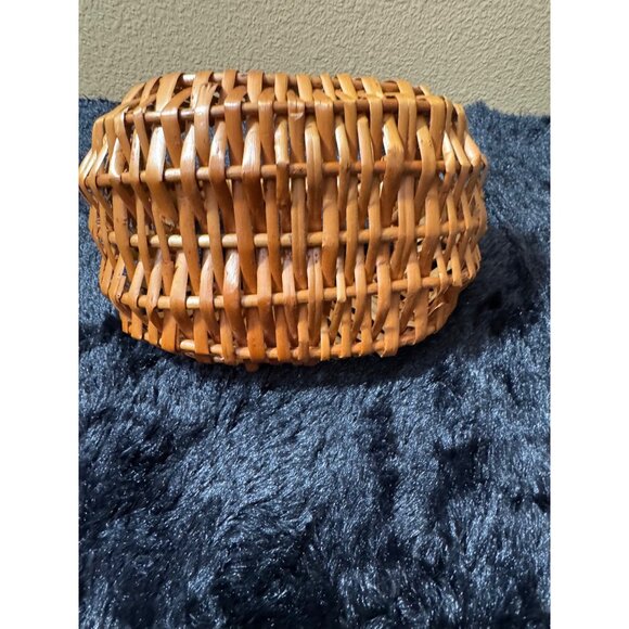 Vintage 1960's Rattan Woven Wicker WILLOW Gondola Gathering Basket Small 7" X7" - Picture 4 of 6